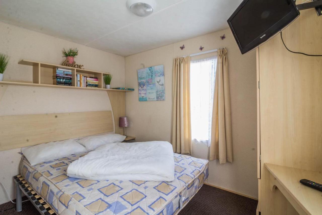 Great 8 Berth Caravan For Hire At Southview Holiday Park In Skegness Ref 33025E Extérieur photo